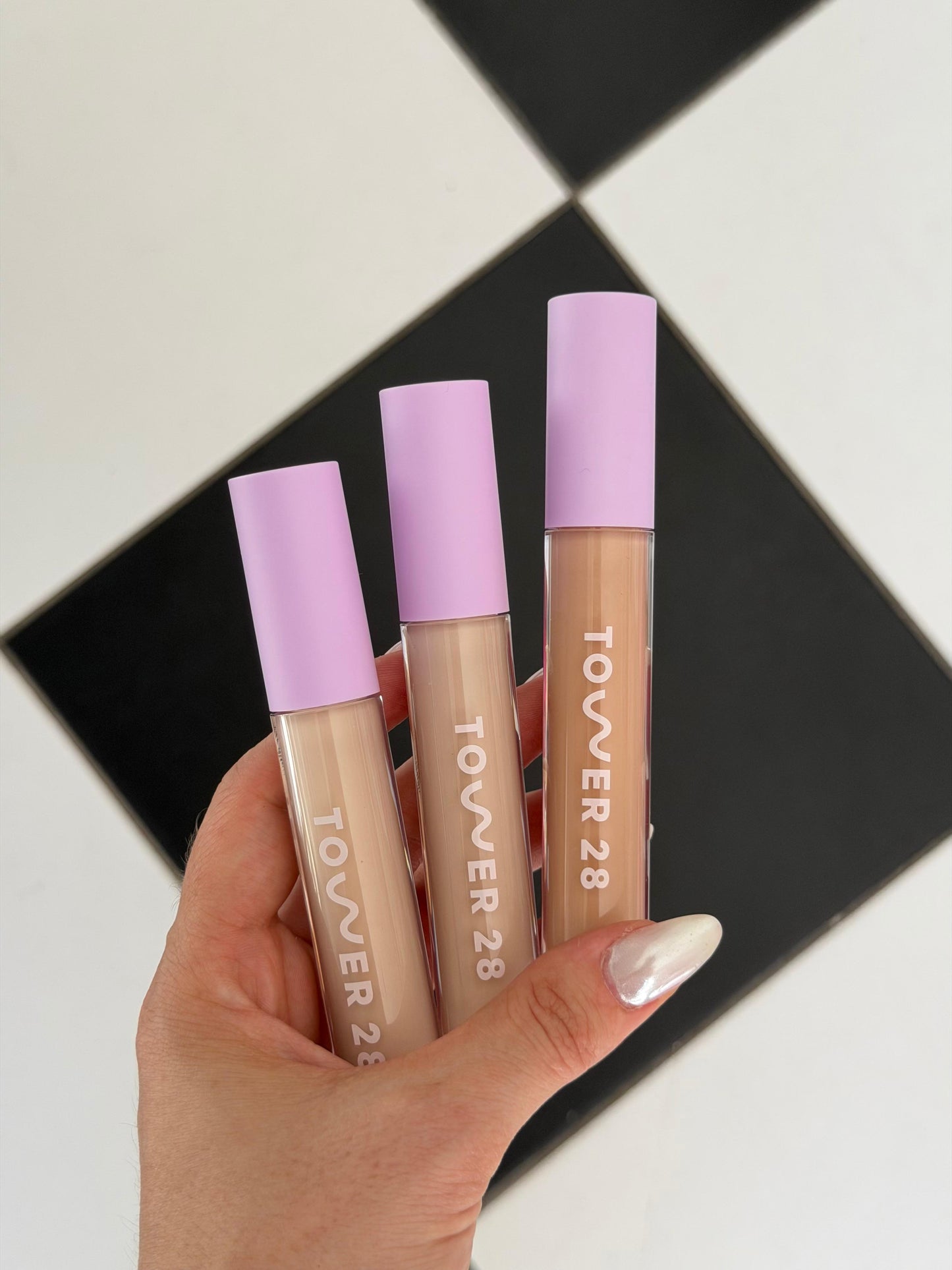 TOWER 28 Swipe Serum Concealer® (6.0 IE)