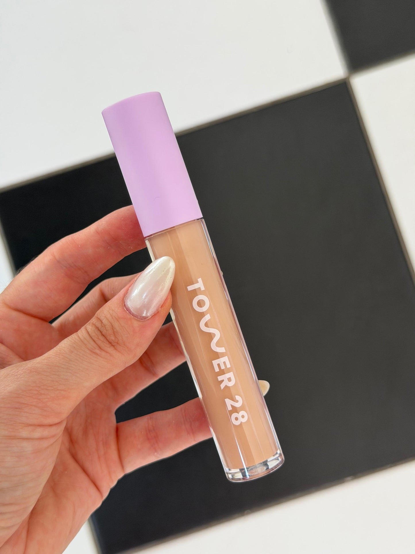 TOWER 28 Swipe Serum Concealer® (9.5 MV)