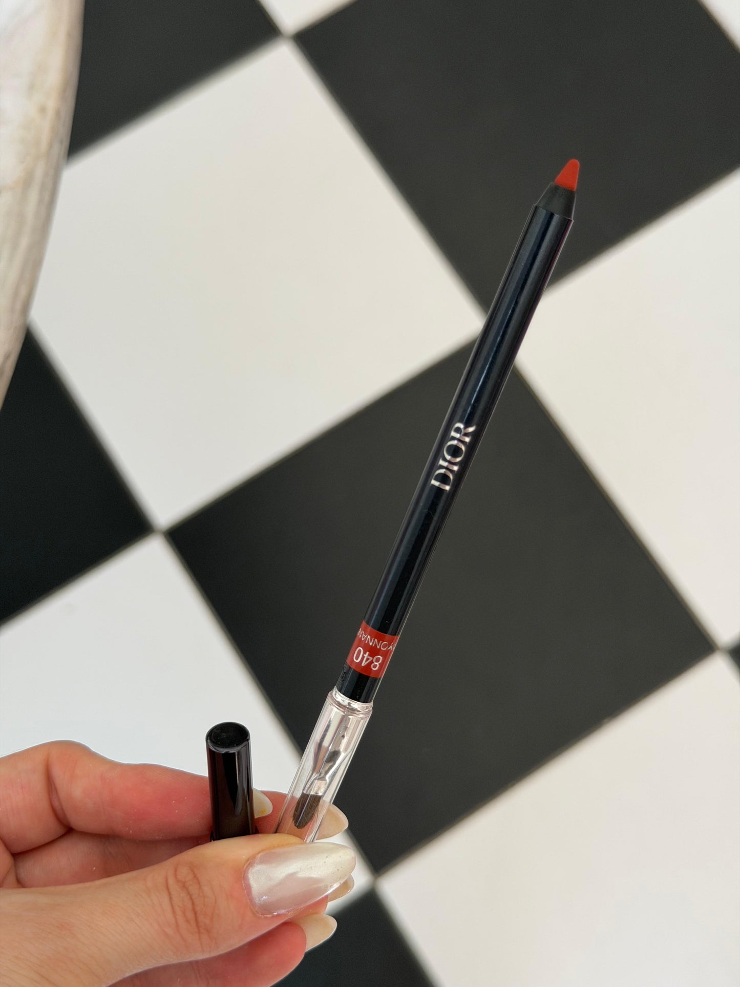 DIOR Rouge Dior Contour Lip Liner (840)
No-Transfer - Comfort and Long Wear