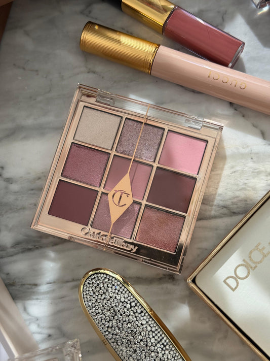 CHARLOTTE TILBURY
Charlotte's Palette Of Beautifying Eye Trends - Pink Love