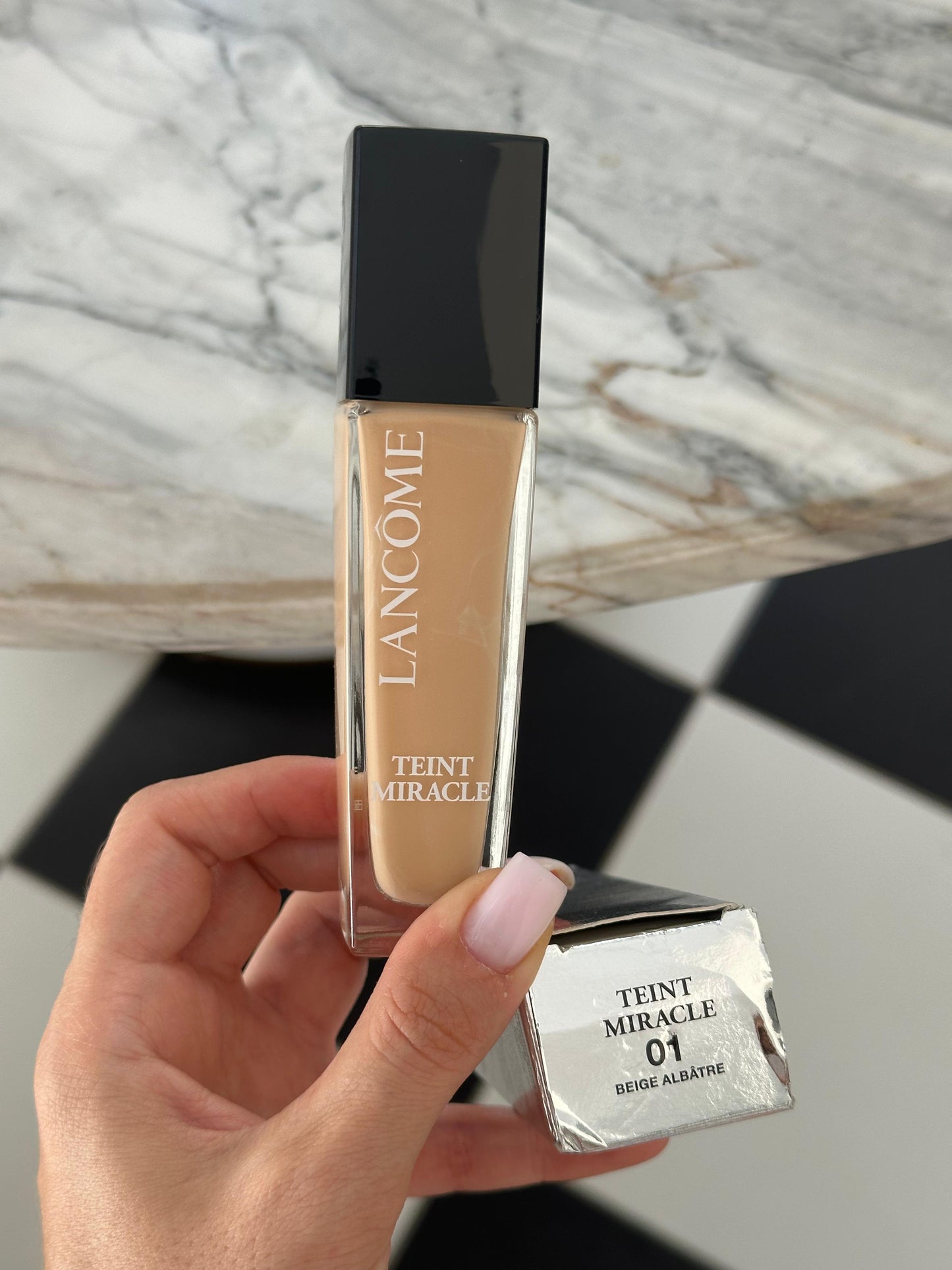 LANCÔME Teint Miracle
Hydrating Foundation - Natural Healthy Look SPF15