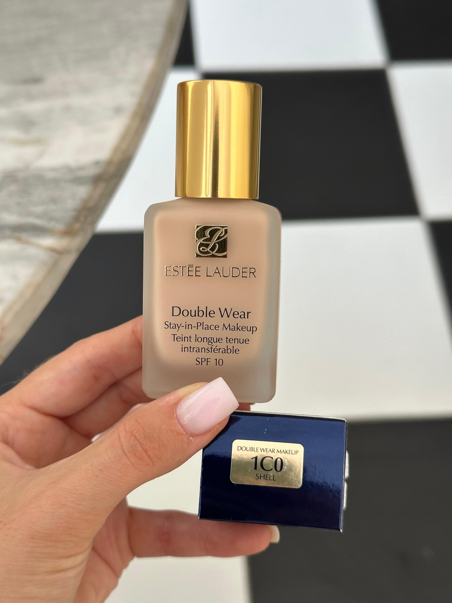 ESTÉE LAUDER Double Wear
Stay-in-Place Foundation