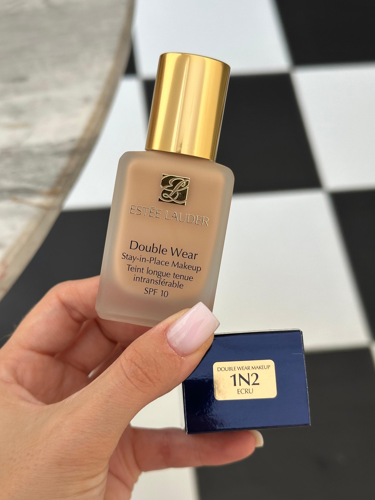 ESTÉE LAUDER Double Wear
Stay-in-Place Foundation