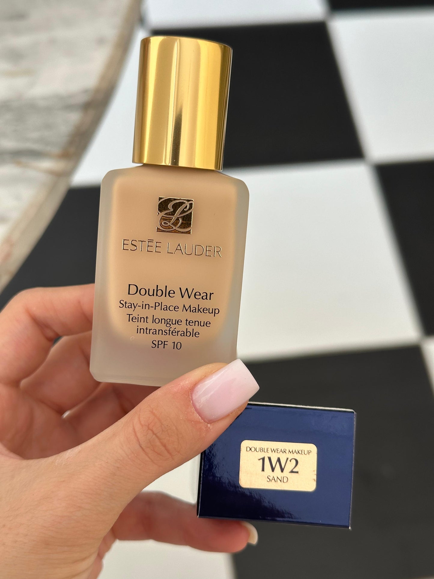 ESTÉE LAUDER Double Wear
Stay-in-Place Foundation