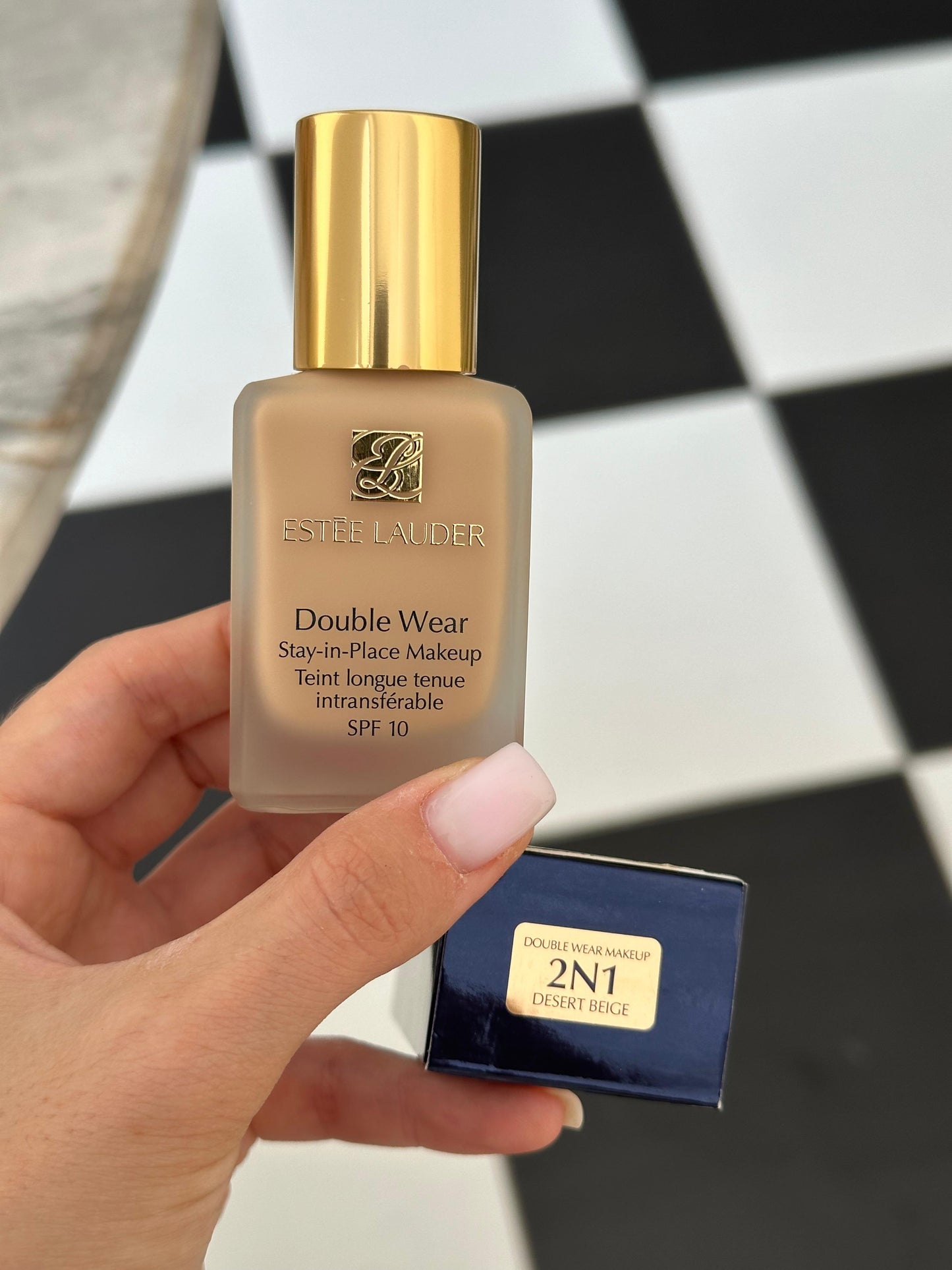 ESTÉE LAUDER Double Wear
Stay-in-Place Foundation