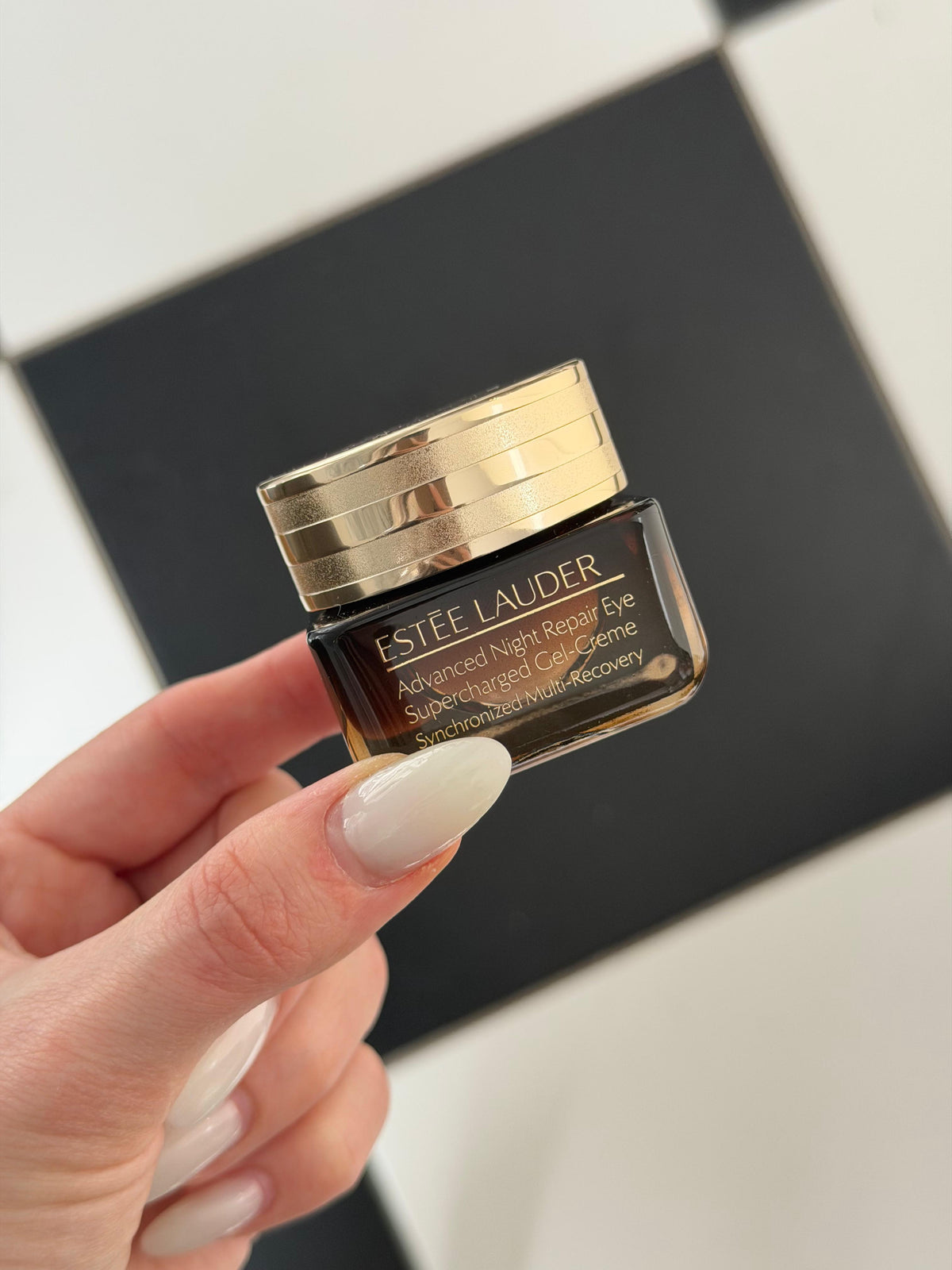 ESTÉE LAUDER Advanced Night Repair Eye Supercharged Gel-Creme - 
Synchronized Multi-Recovery Eye Cream