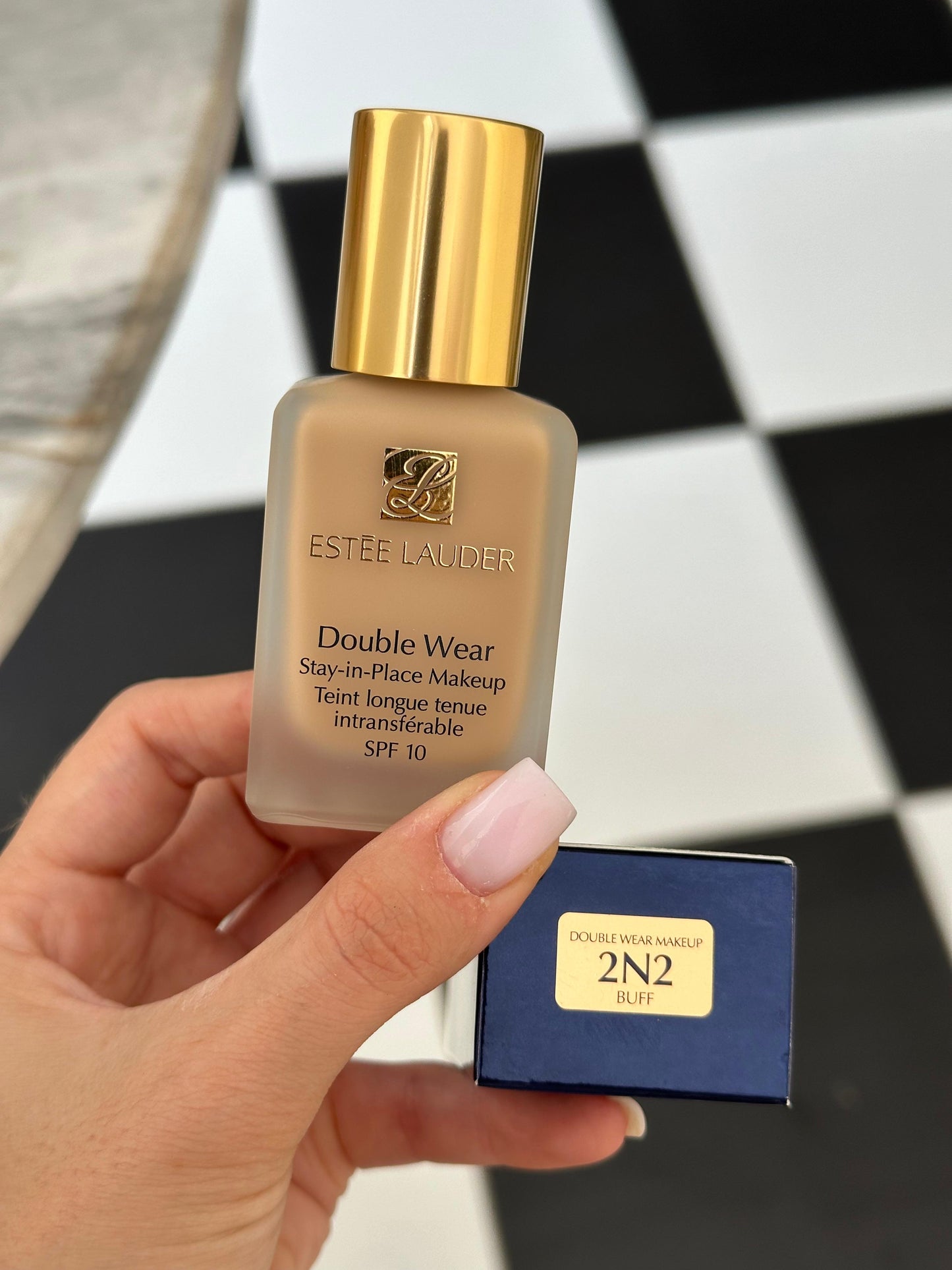 ESTÉE LAUDER Double Wear
Stay-in-Place Foundation