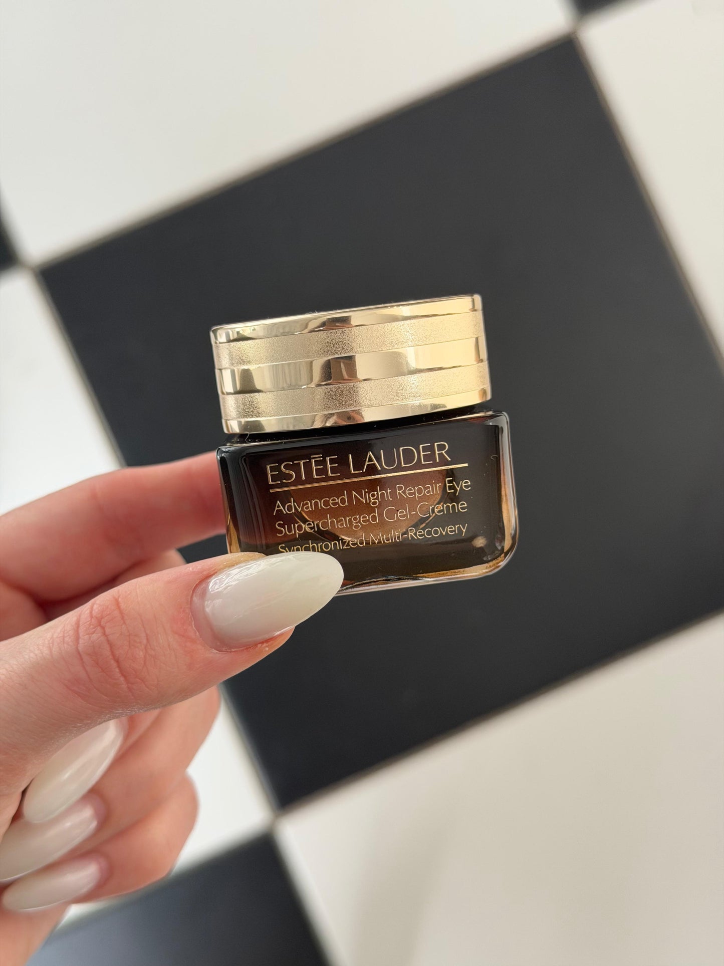 ESTÉE LAUDER Advanced Night Repair Eye Supercharged Gel-Creme - 
Synchronized Multi-Recovery Eye Cream