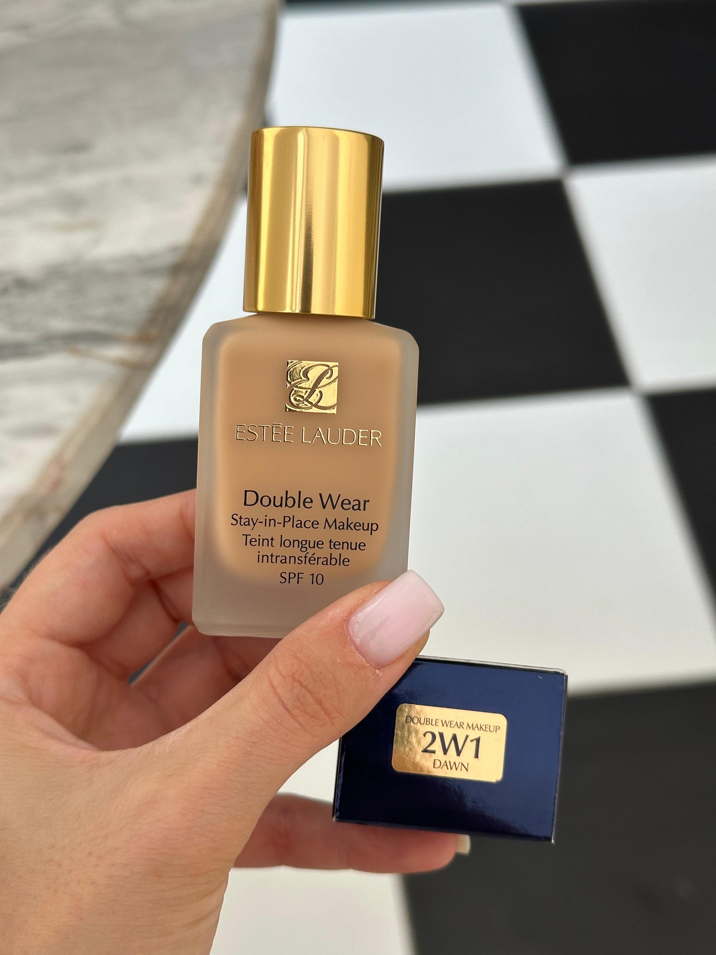 ESTÉE LAUDER Double Wear
Stay-in-Place Foundation