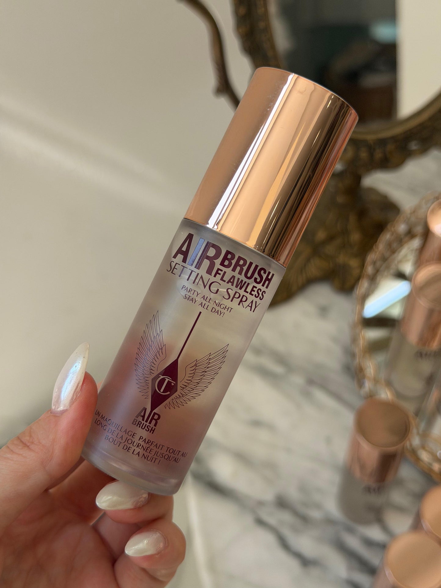CHARLOTTE TILBURY
Airbrush Flawless Setting Spray