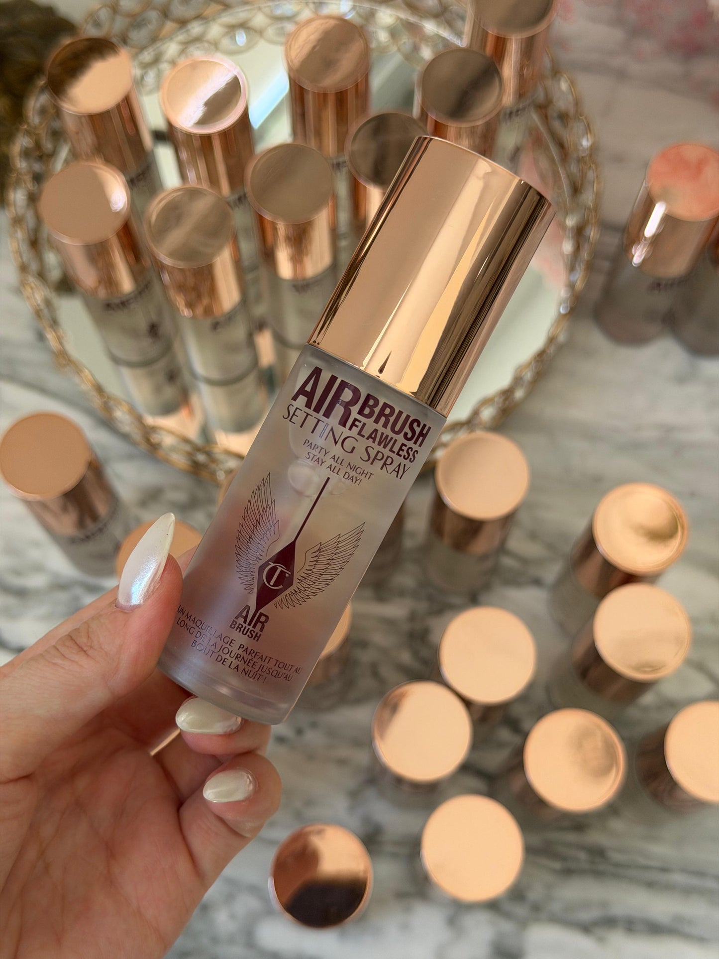 CHARLOTTE TILBURY
Airbrush Flawless Setting Spray
