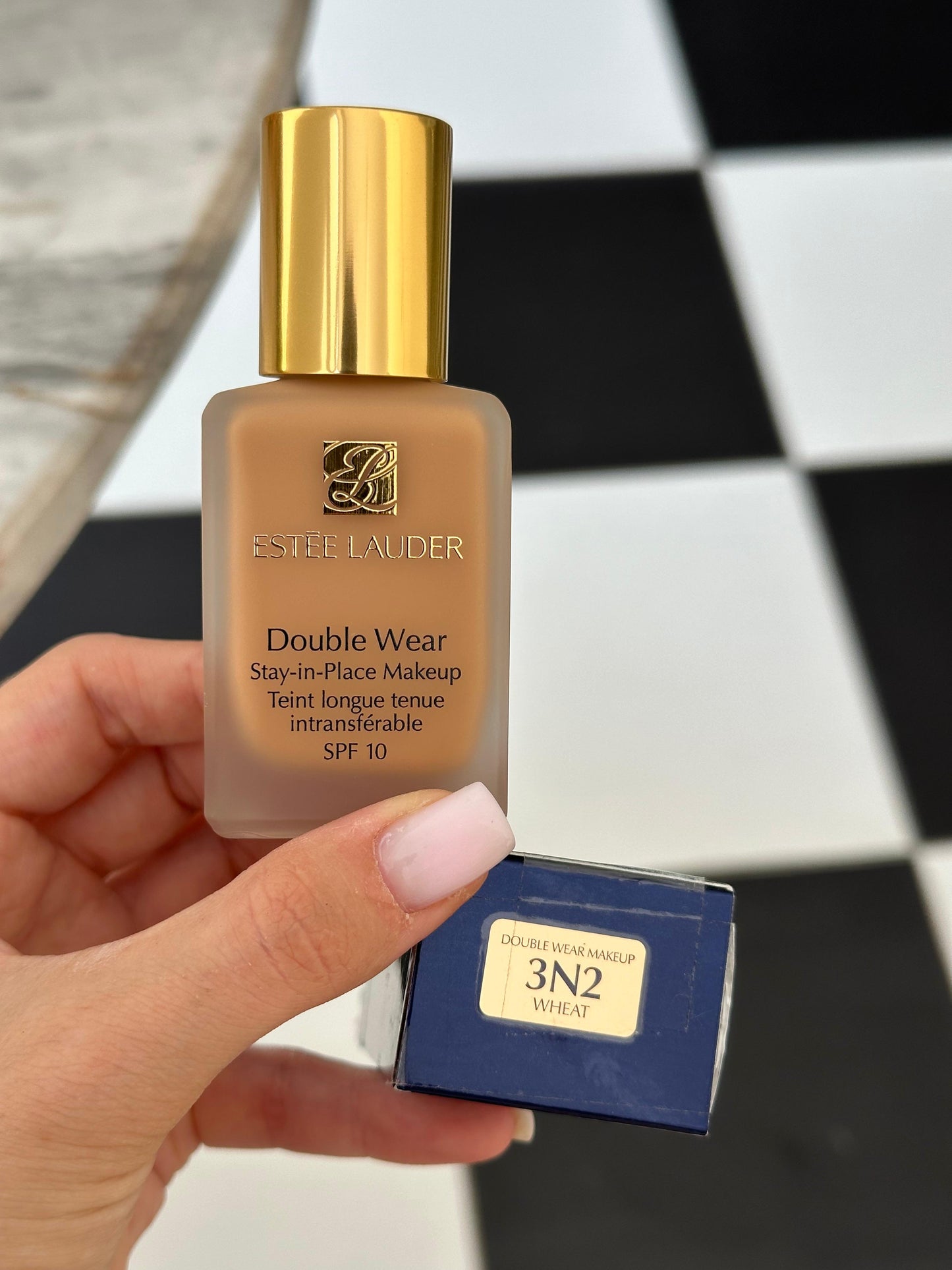 ESTÉE LAUDER Double Wear
Stay-in-Place Foundation