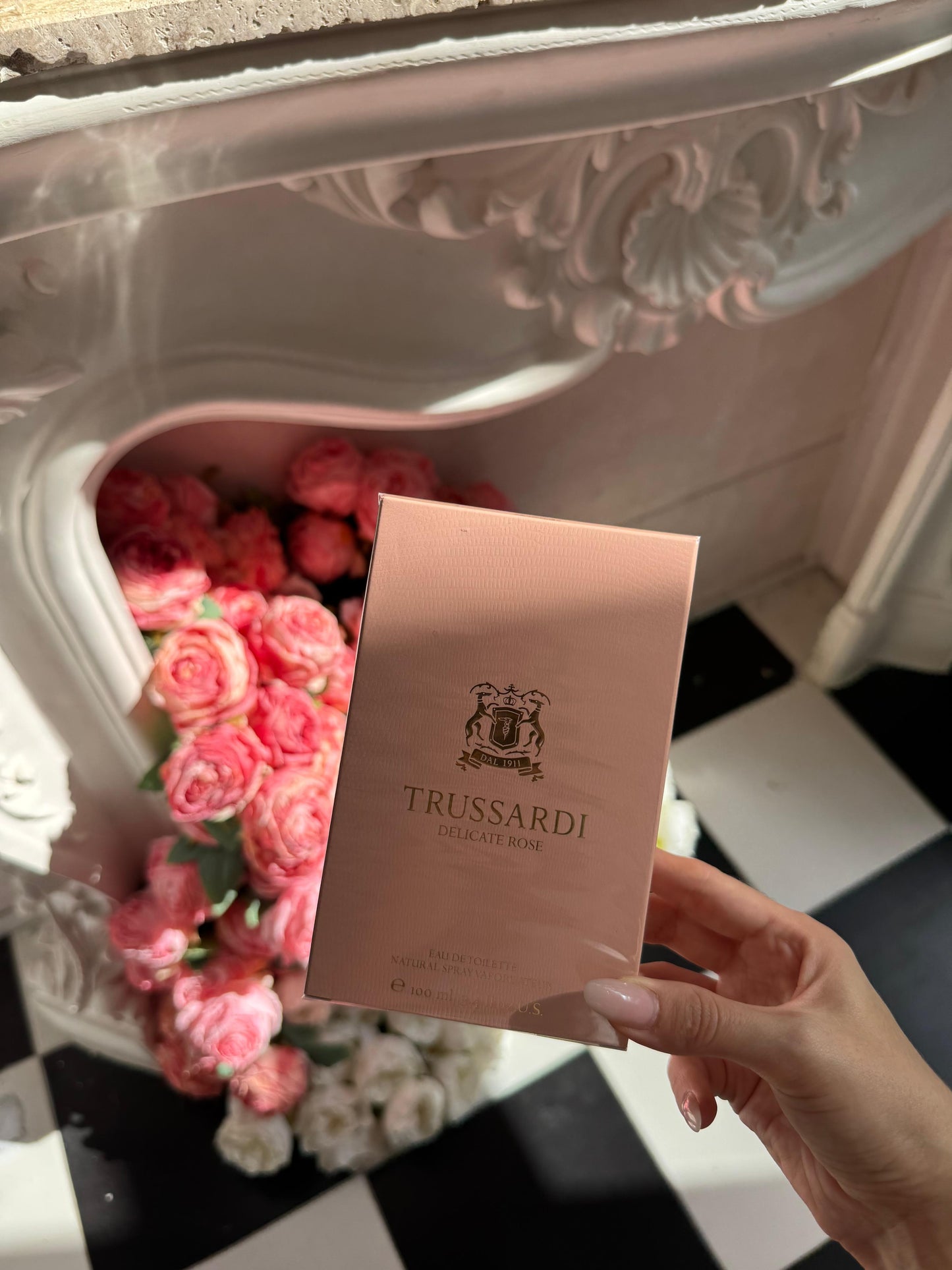 TRUSSARDI Delicate Rose Eau De Toilette