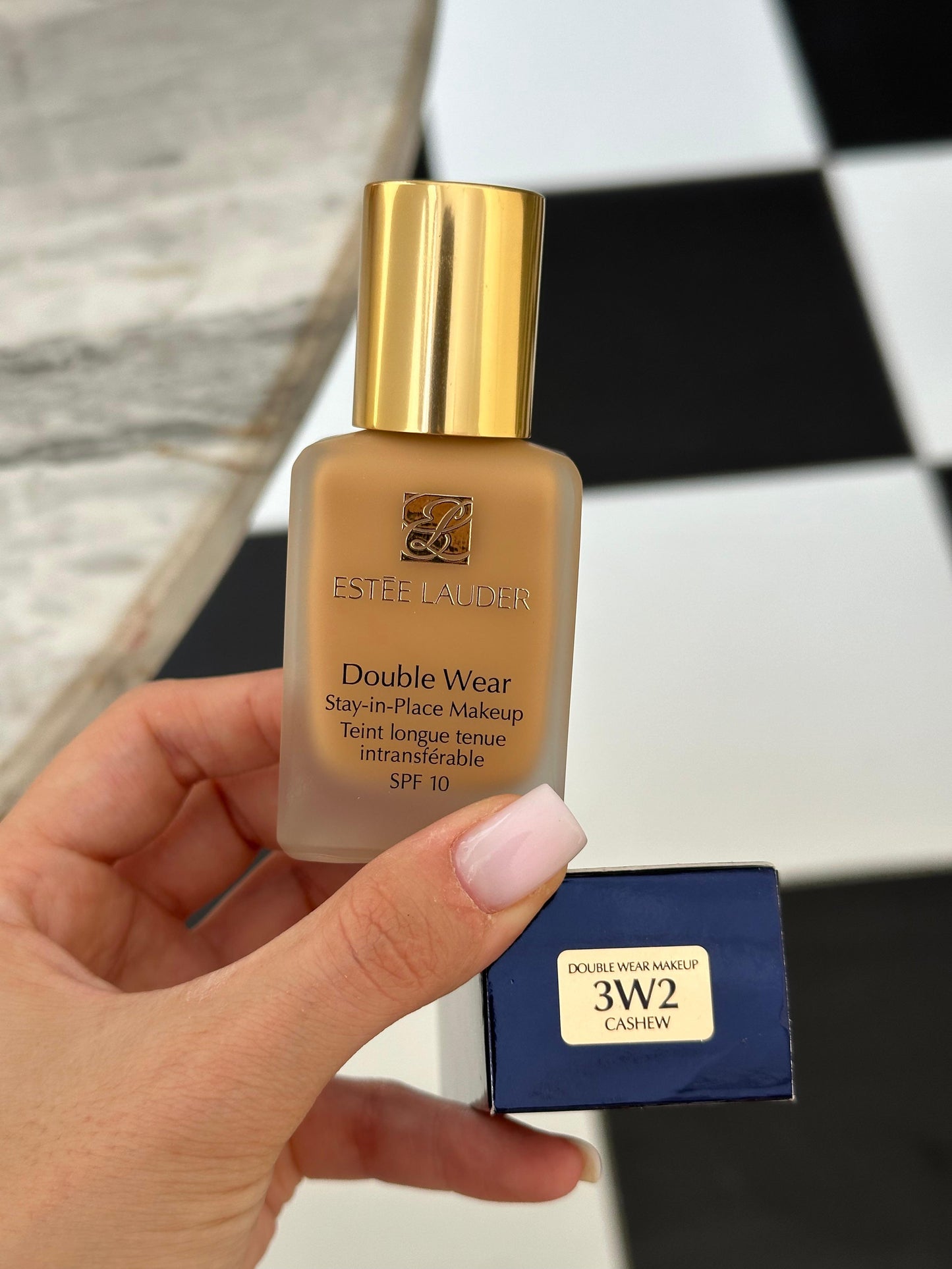 ESTÉE LAUDER Double Wear
Stay-in-Place Foundation