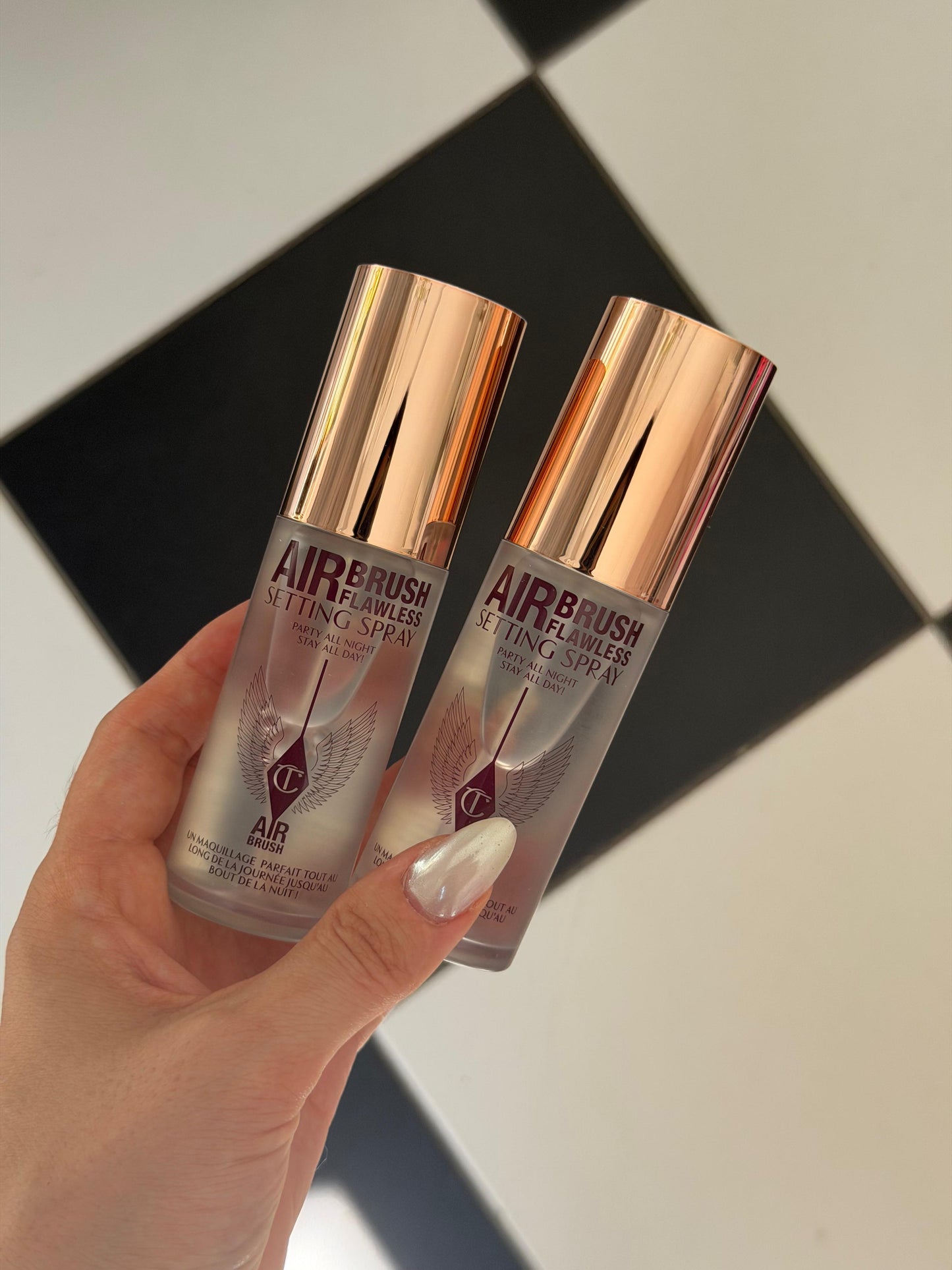 CHARLOTTE TILBURY
Airbrush Flawless Setting Spray