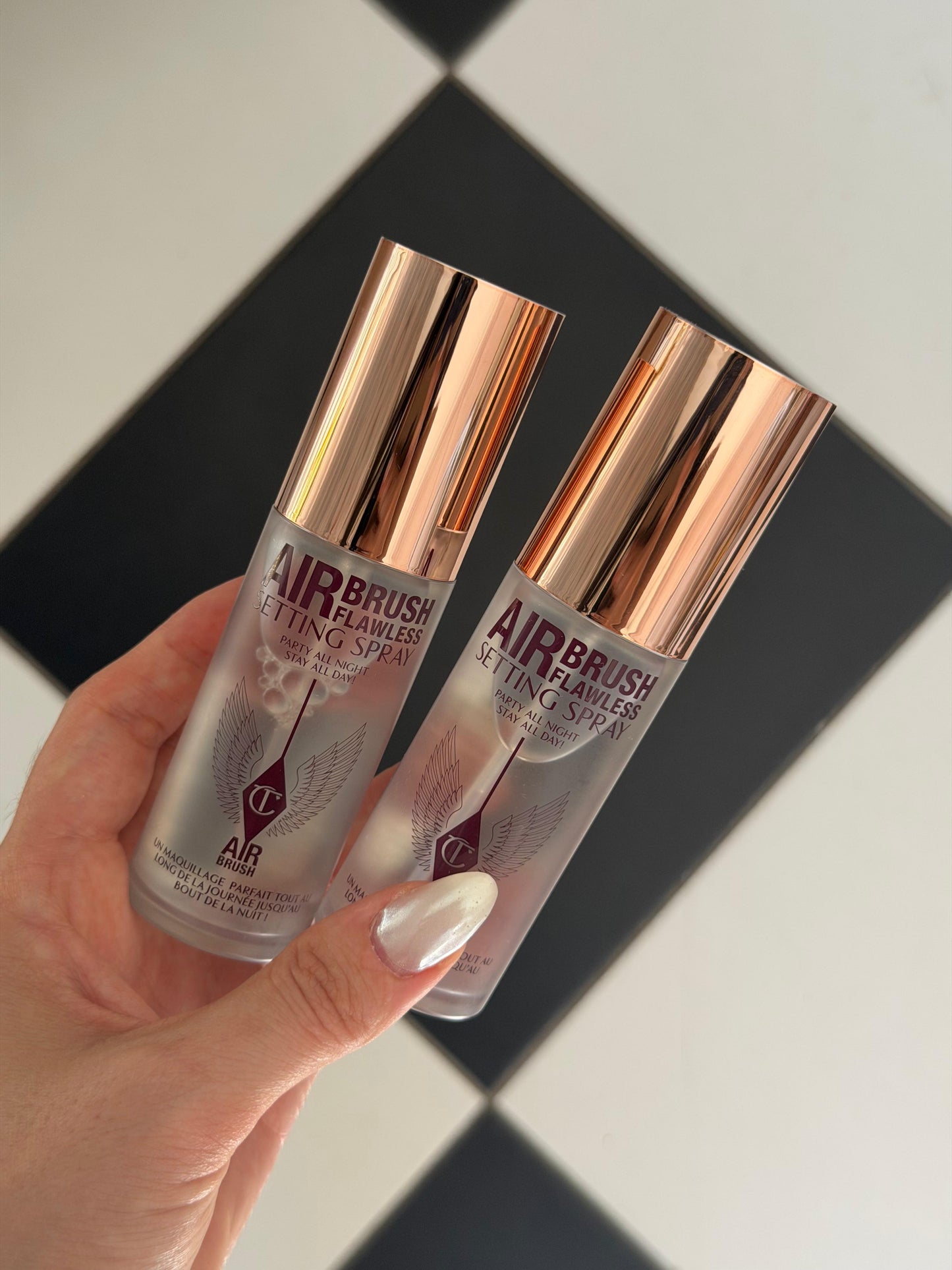 CHARLOTTE TILBURY
Airbrush Flawless Setting Spray