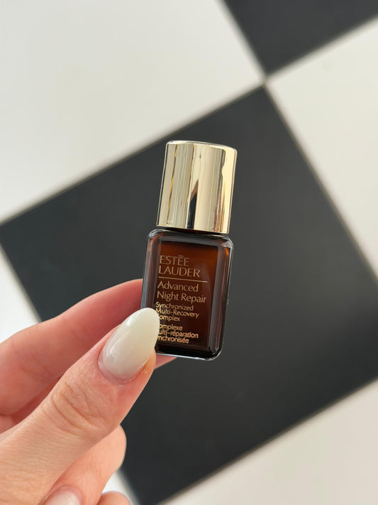 ESTEE LAUDER Advanced Night Repair Serum (7ml)
Synchronized Multi-Recovery Complex