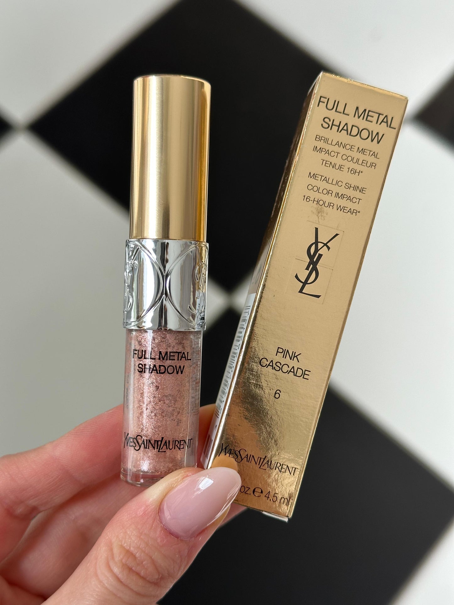 YSL Full Metal/Matte Shadow
Metallic Shine, Color Impact, 16-Hour Wear