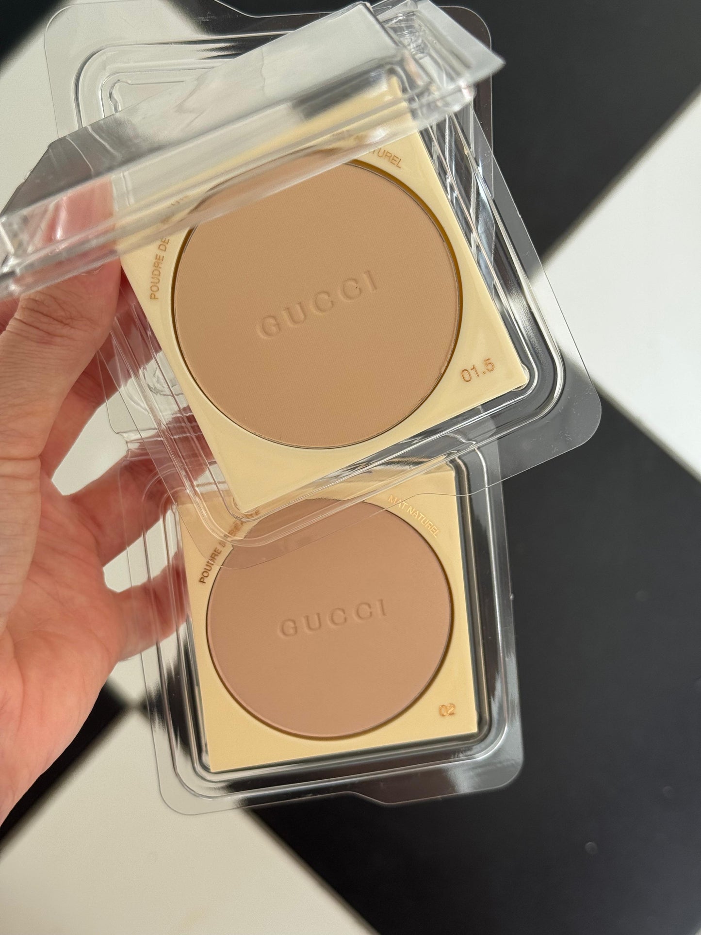 GUCCI Poudre De Beauté Mat Naturel - Face Powder (01.5)