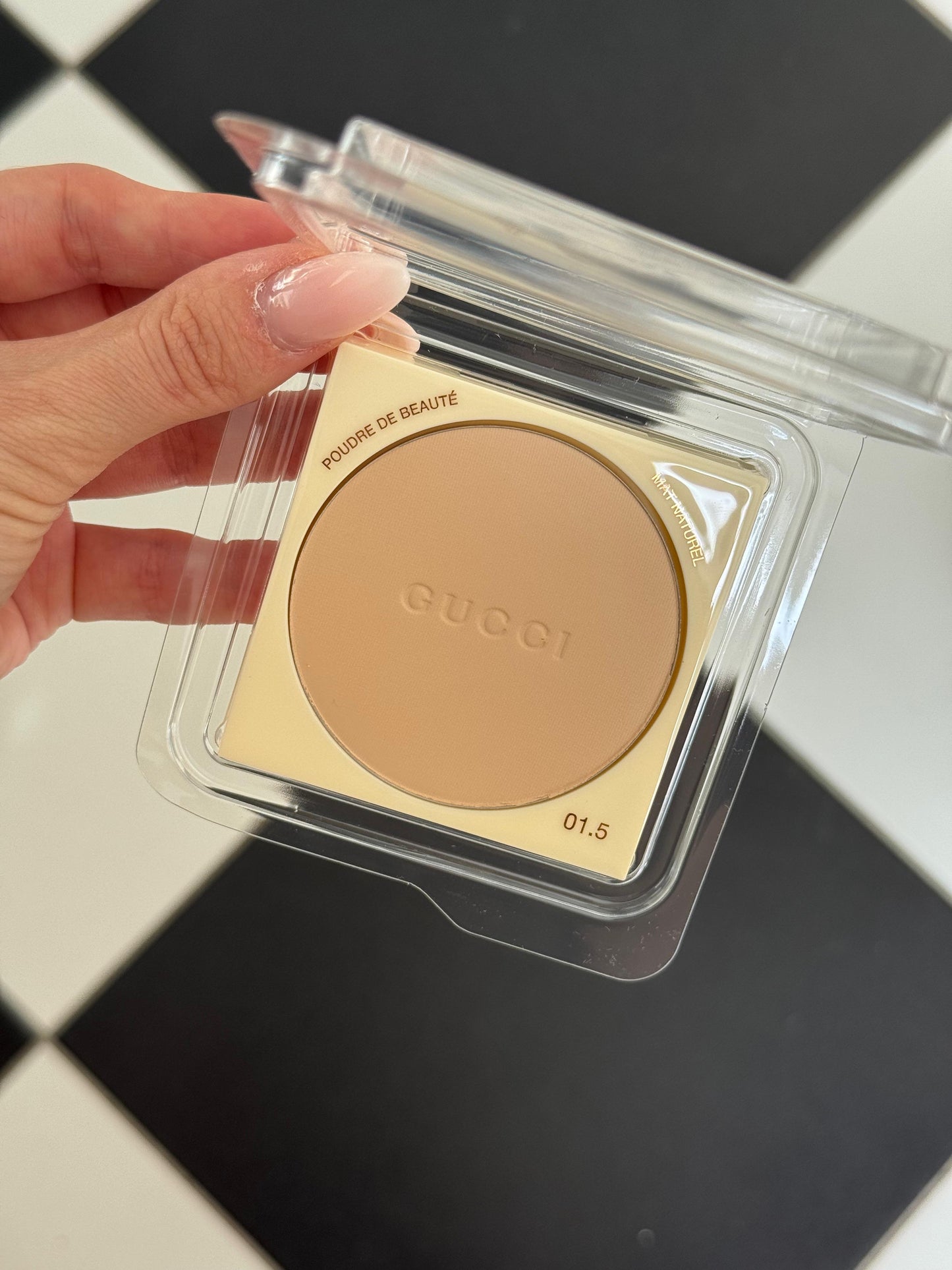 GUCCI Poudre De Beauté Mat Naturel - Face Powder (01.5)