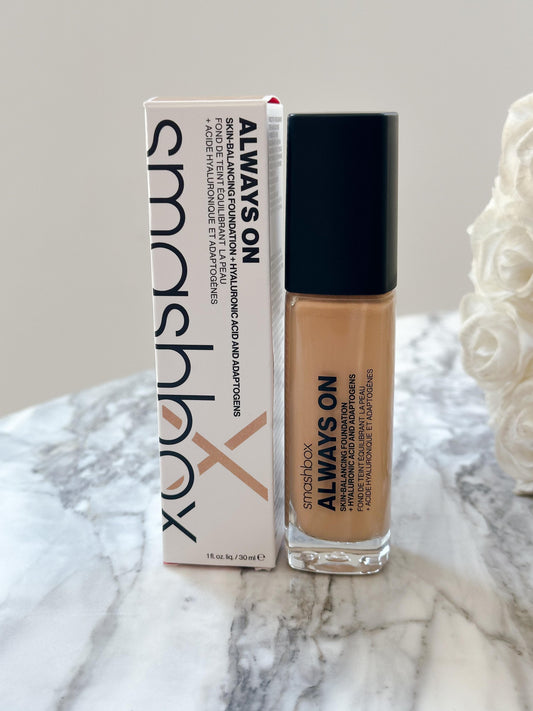 SMASHBOX Always On Skin-Balancing Foundation
Instant+ 24H Hydration And Oil Control