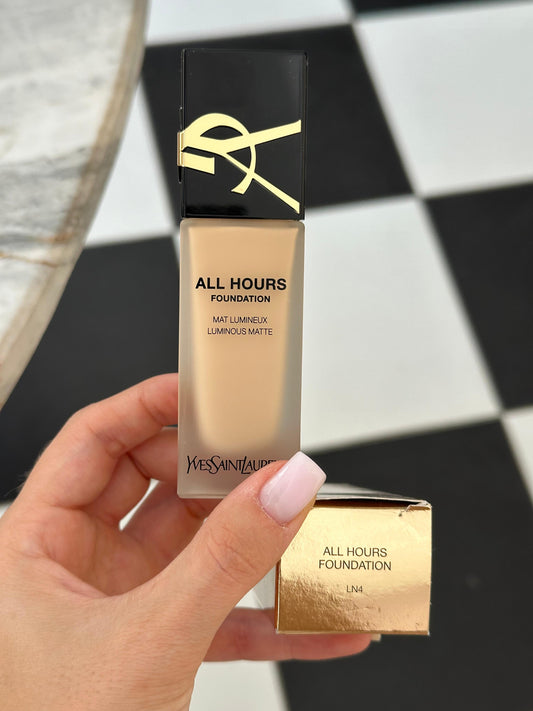 YSL All Hours Foundation - Luminous Matte (LN4)