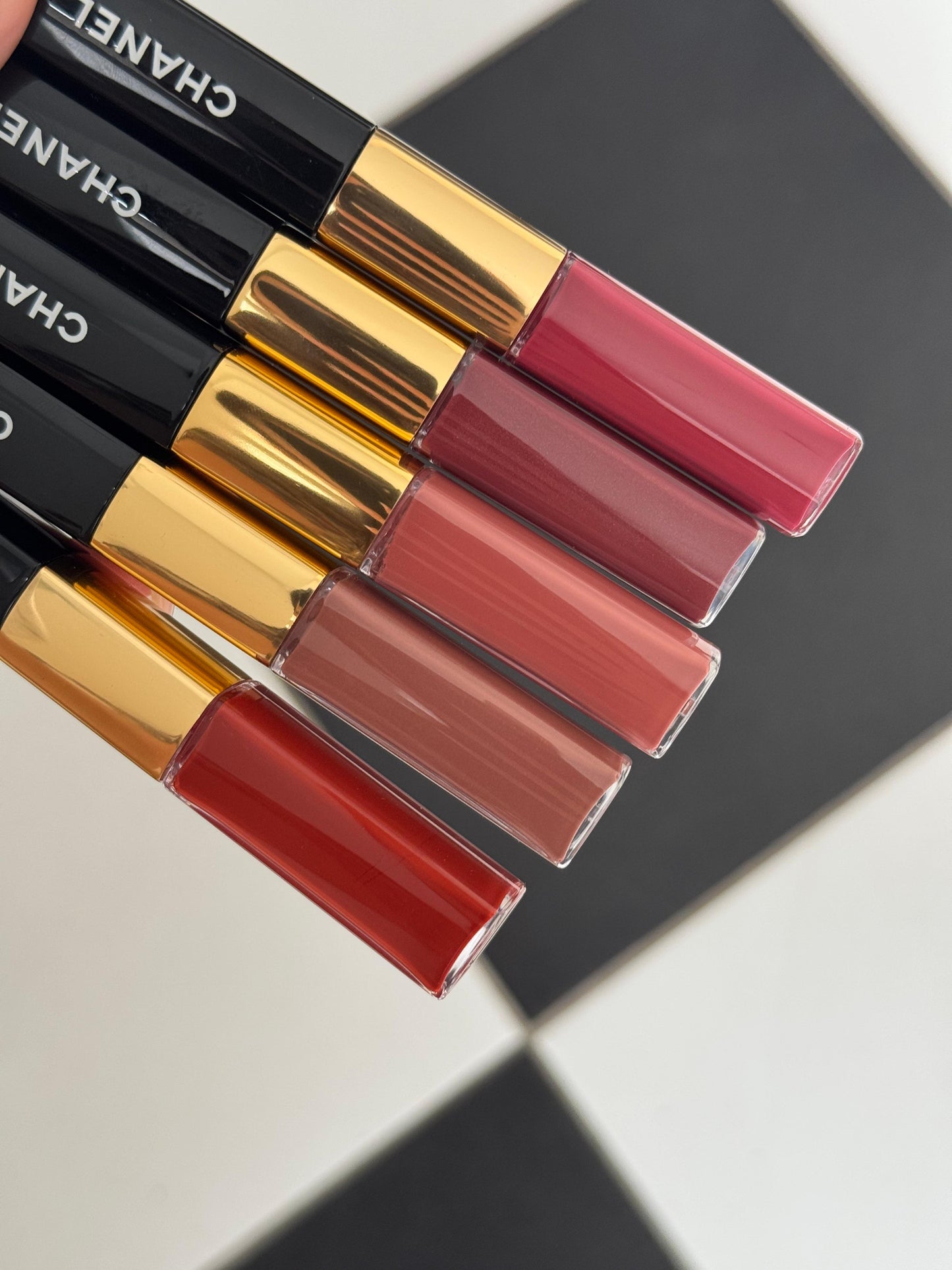 CHANEL Le Rouge Duo Ultra Tenue (162)
Ultrawear Liquid Lip Colour