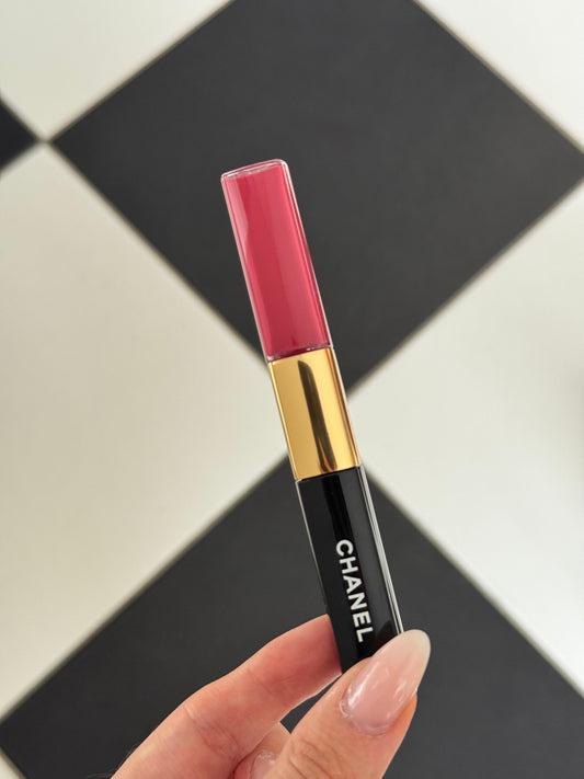 CHANEL Le Rouge Duo Ultra Tenue (144)
Ultrawear Liquid Lip Colour
