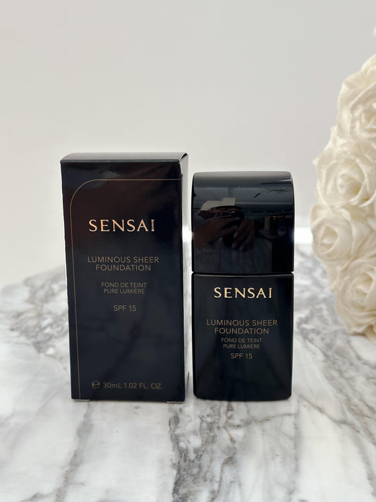 SENSAI Luminous Sheer Foundation SPF15