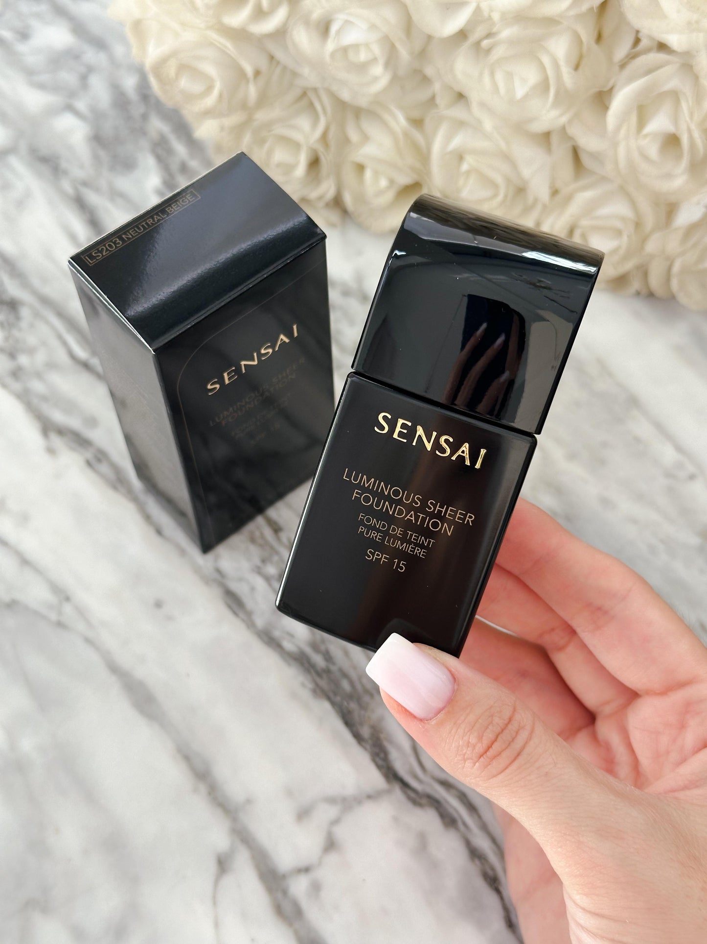 SENSAI Luminous Sheer Foundation SPF15