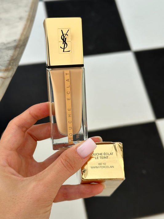 YSL Touche Éclat Le Teint Foundation (BD10) - Long Wear Glow All Day Hydration