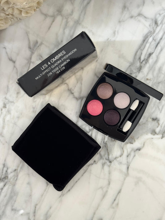 CHANEL Les 4 Ombres
Multi-Effect Quadra Eyeshadow (228)