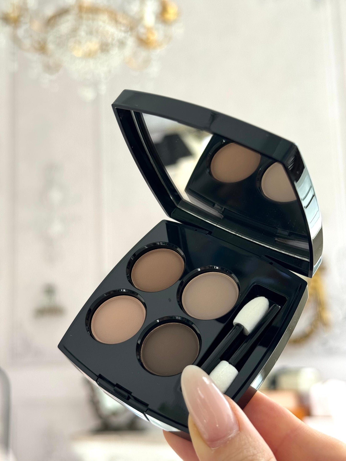 CHANEL Les 4 Ombres
Multi-Effect Quadra Eyeshadow (308)