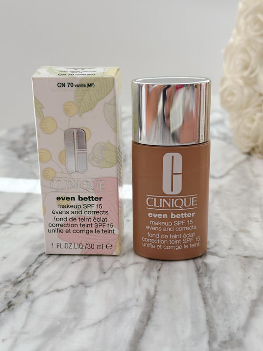 CLINIQUE Even Better™ Makeup SPF 15 Foundation - Evens And Corrects