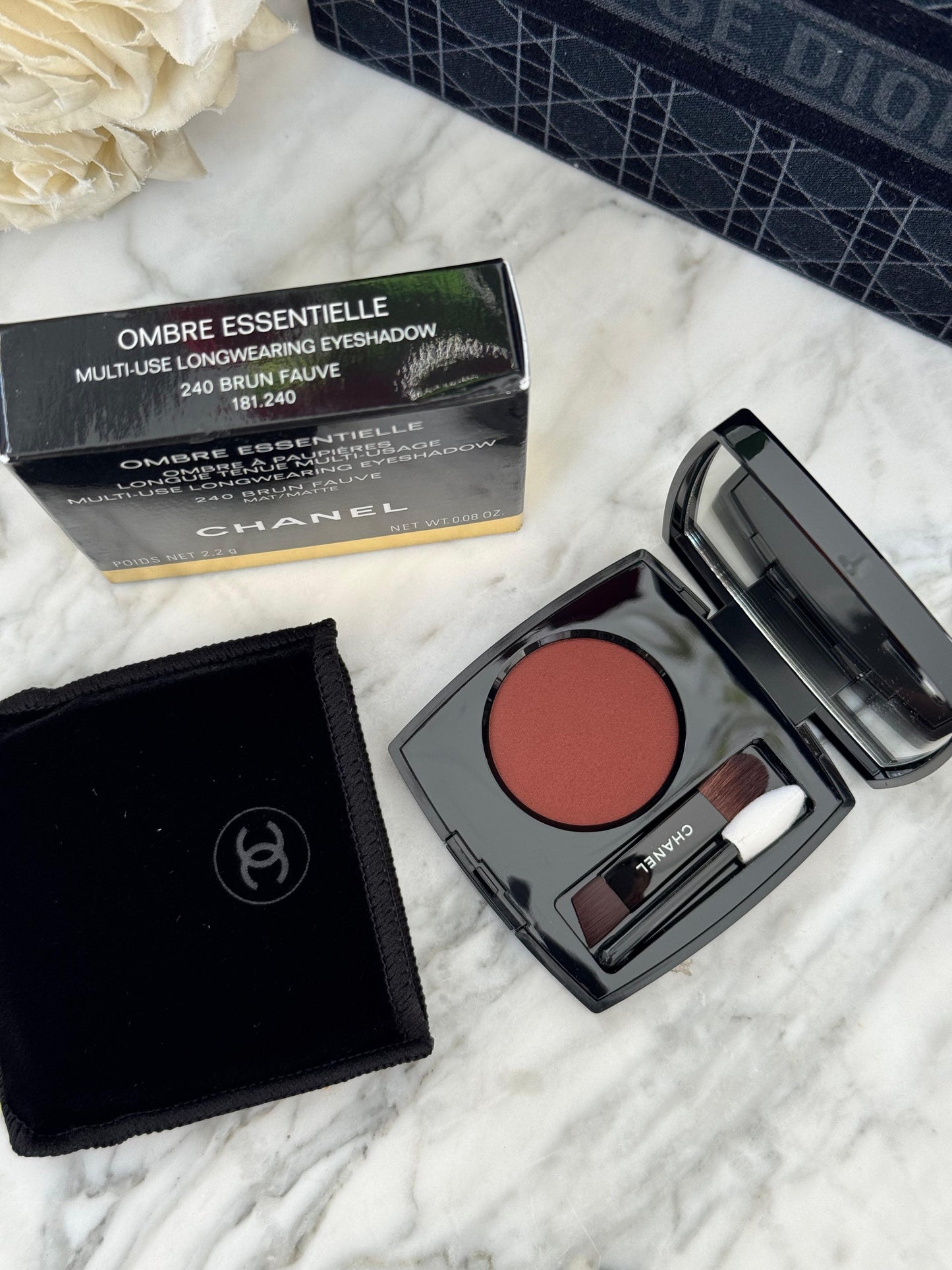 CHANEL Ombre Essentielle Multi-Use Longwearing Eyeshadow (240)