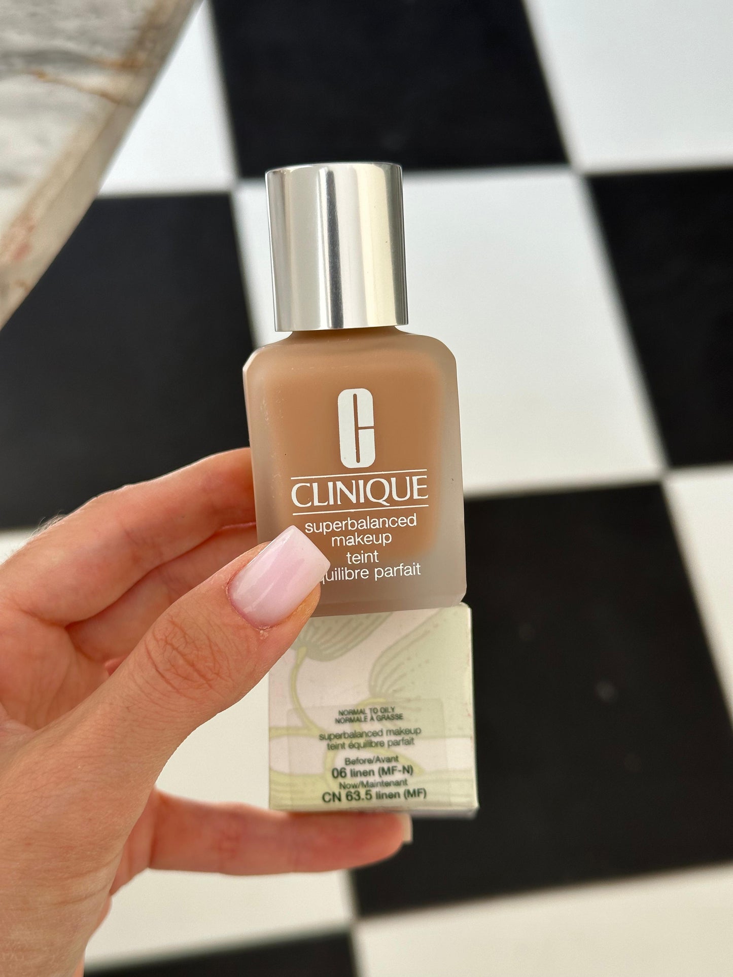 CLINIQUE Superbalanced™ Makeup Foundation