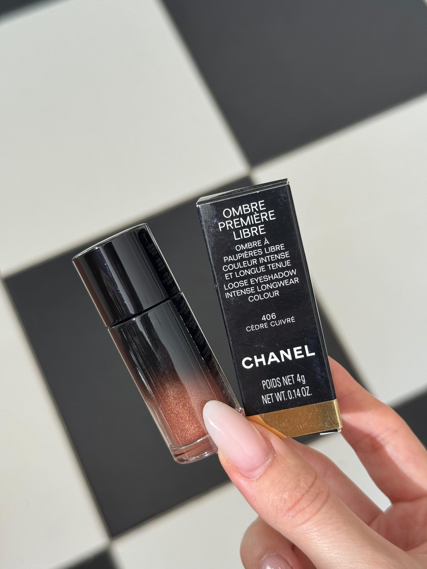 CHANEL Ombre Première Libre Loose Eyeshadow Intense Longwear Colour (406)