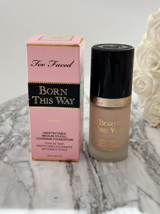 TOO FACED Born This Way Undetectable Flawless Coverage - Natural Finish Foundation
