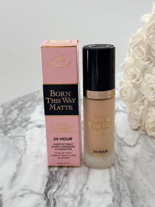 TOO FACED Born This Way Soft Matte Foundation
Oil Controlling Formula + 24H Wear