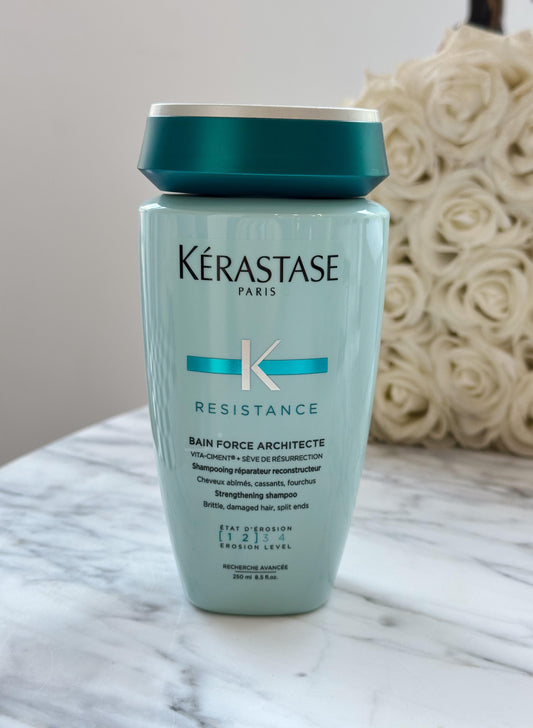 KÉRASTASE Resistance
Bain Force Architecte Shampoo
Reconstructing Shampoo For Weak and Damaged Hair
