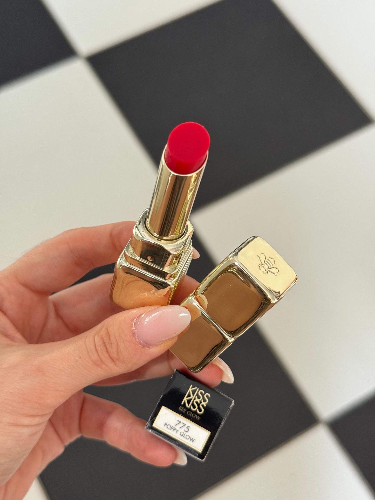 GUERLAIN Kiss Kiss Bee Glow - Color Reviving Lip Balm (775)