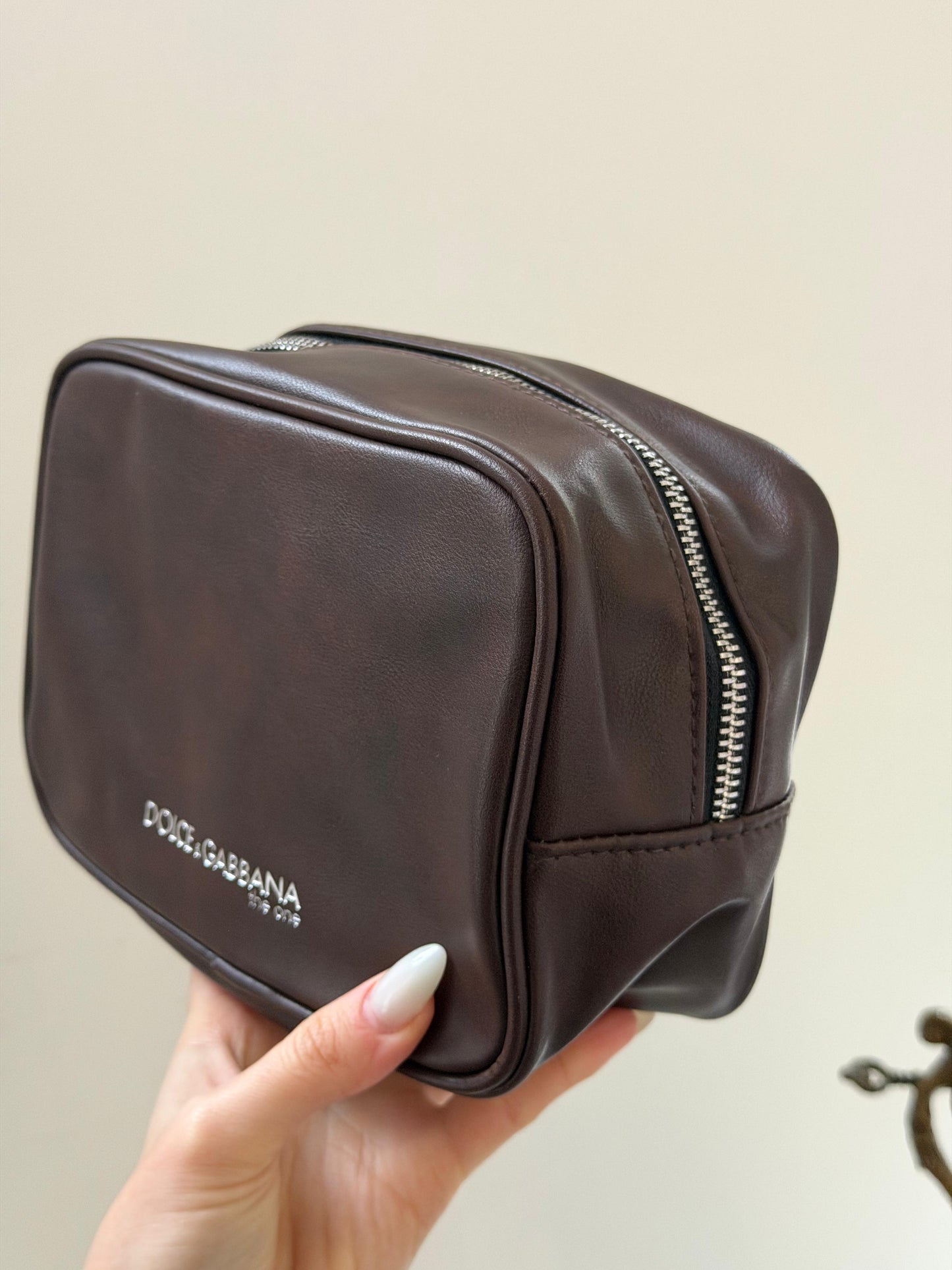 DOLCE&GABBANA The One
Beauty Pouch Gift For Men