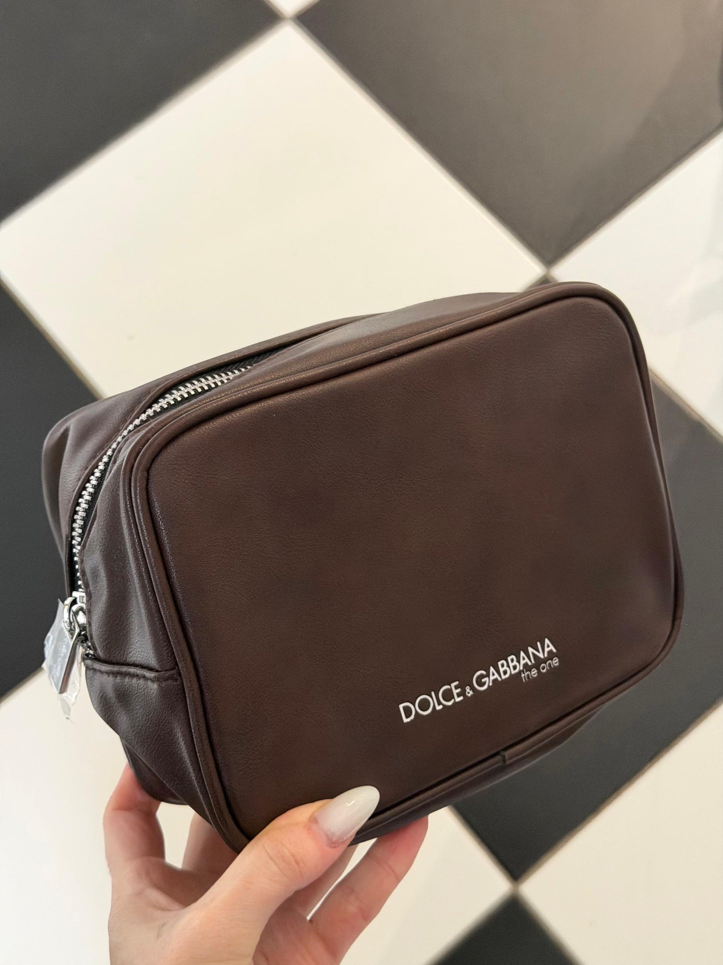 DOLCE&GABBANA The One
Beauty Pouch Gift For Men