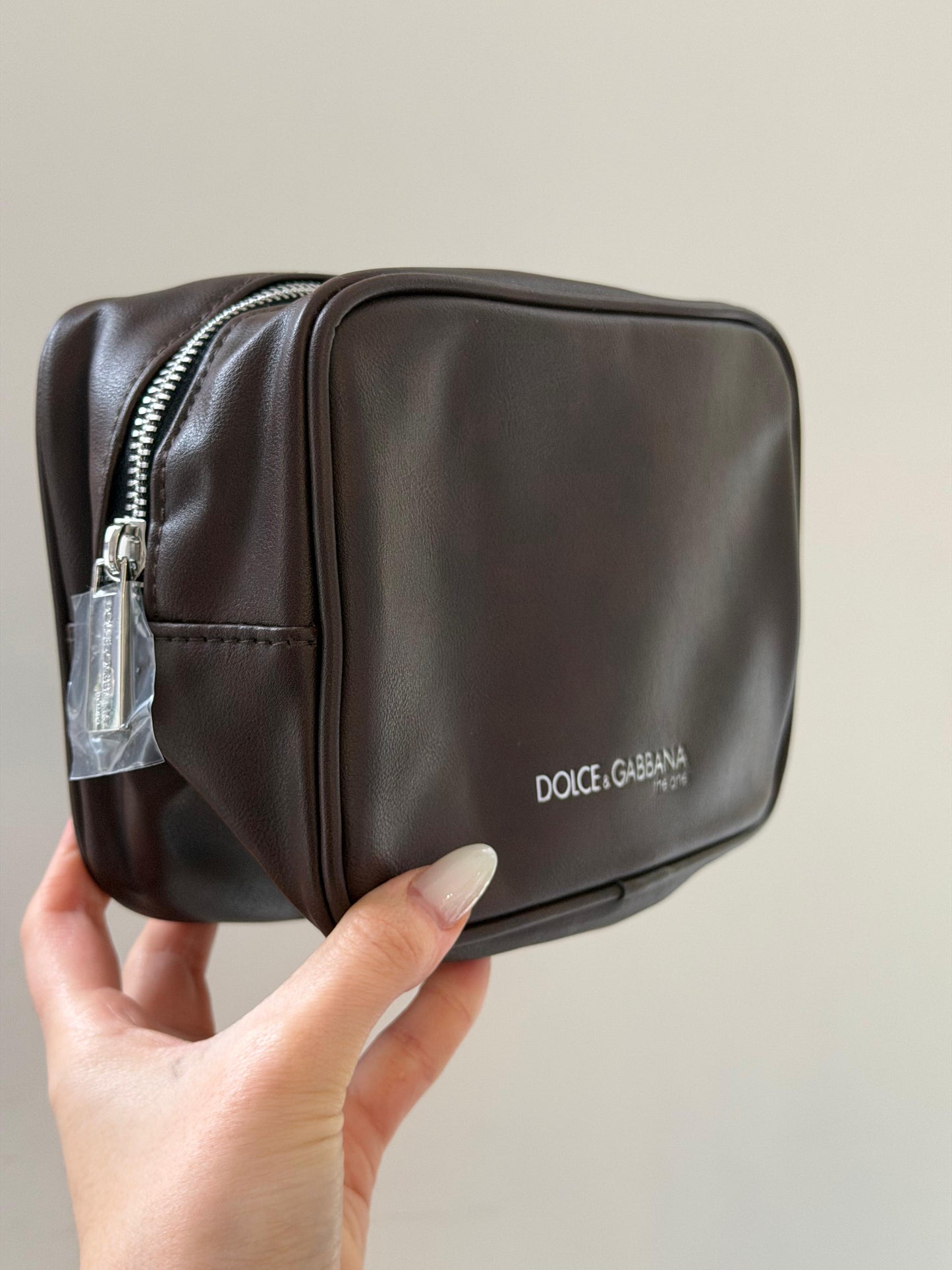 DOLCE&GABBANA The One
Beauty Pouch Gift For Men