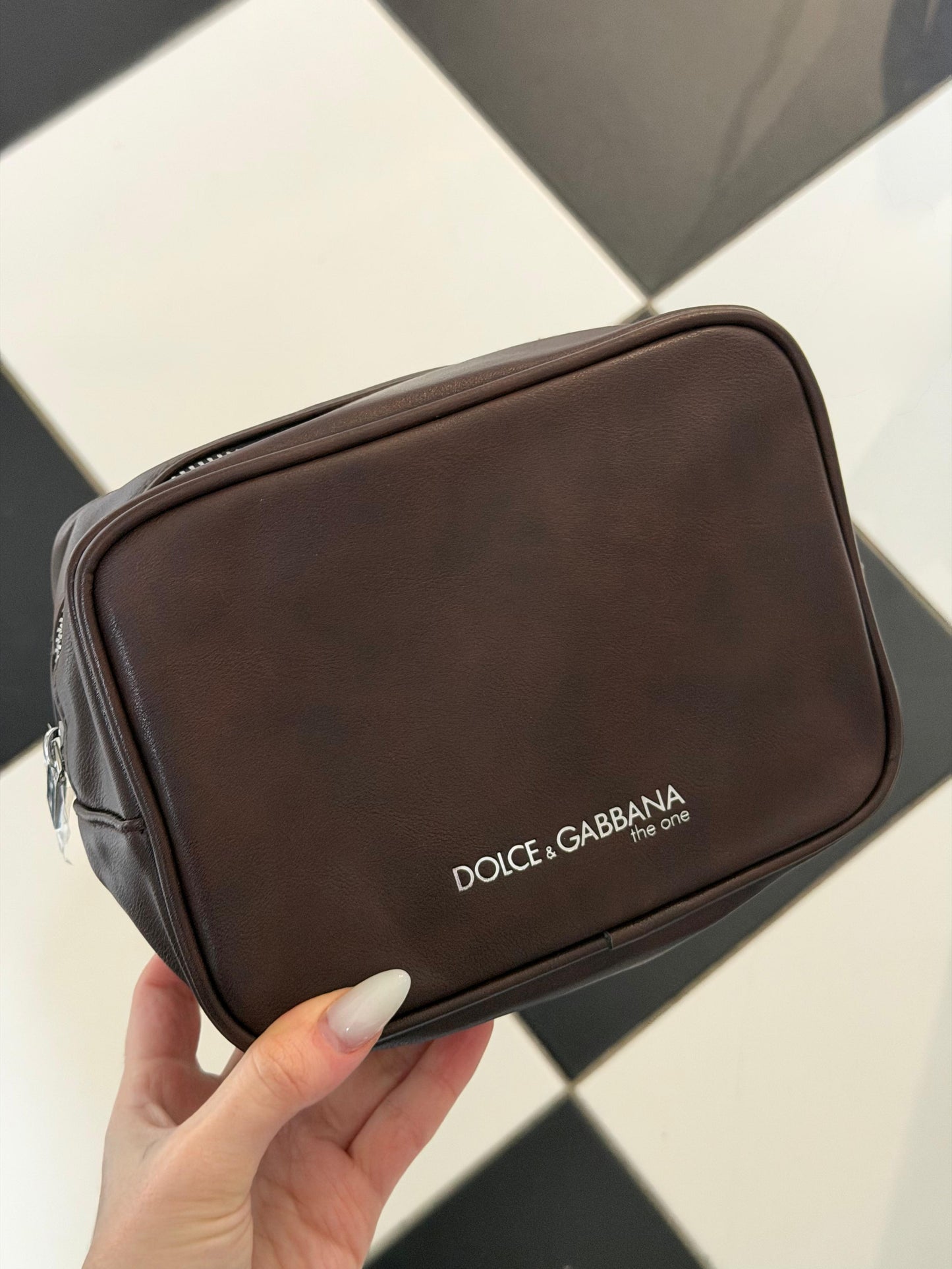 DOLCE&GABBANA The One
Beauty Pouch Gift For Men