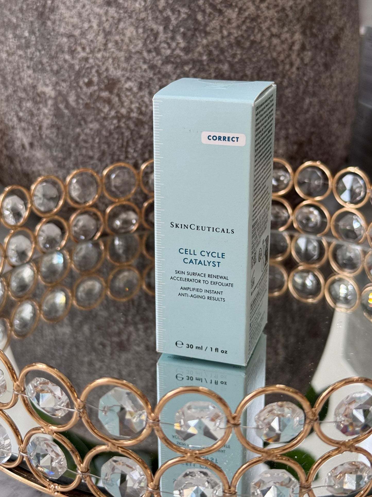 SKINCEUTICALS Cell Cycle Catalyst™
Exfoliating Anti-Aging Serum
