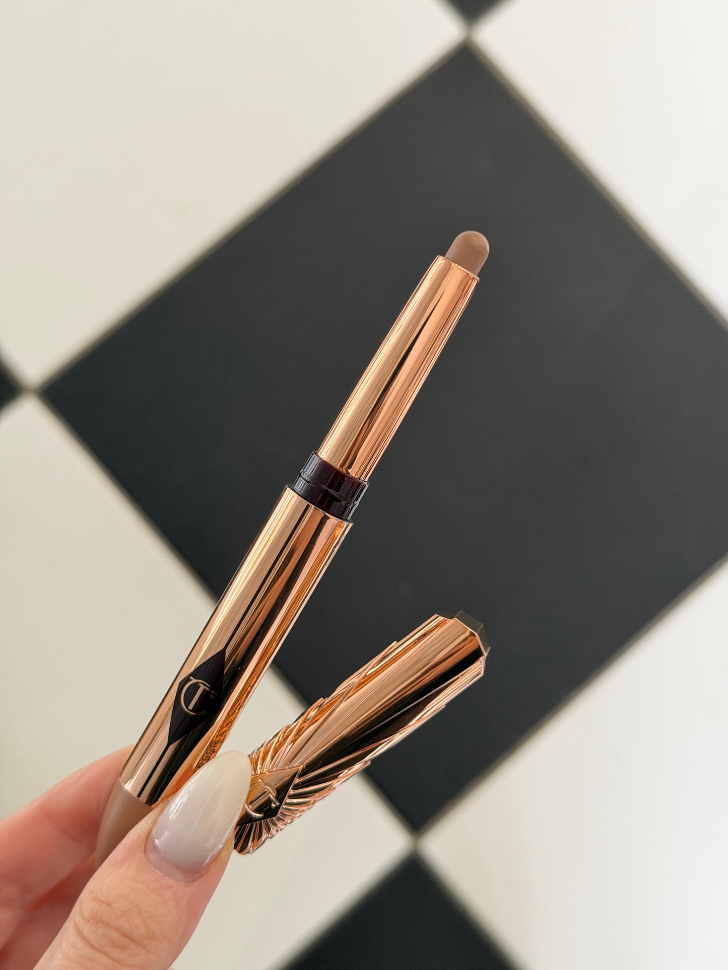 CHARLOTTE TILBURY Exagger-Eyes Easy Eye Shadow Stick - Cashmere Sculpt