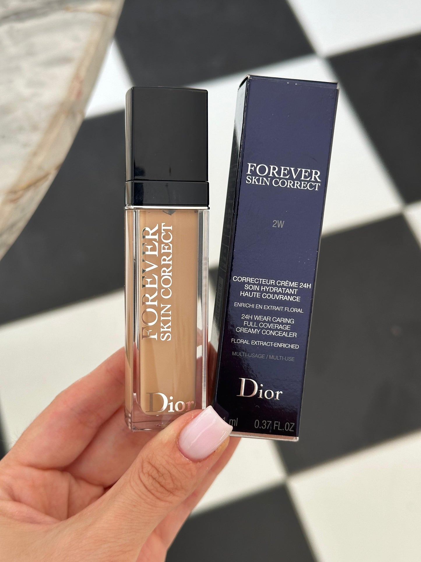 DIOR Forever Skin Correct
Full-Coverage Creamy Concealer - 24h Hydration and Wear