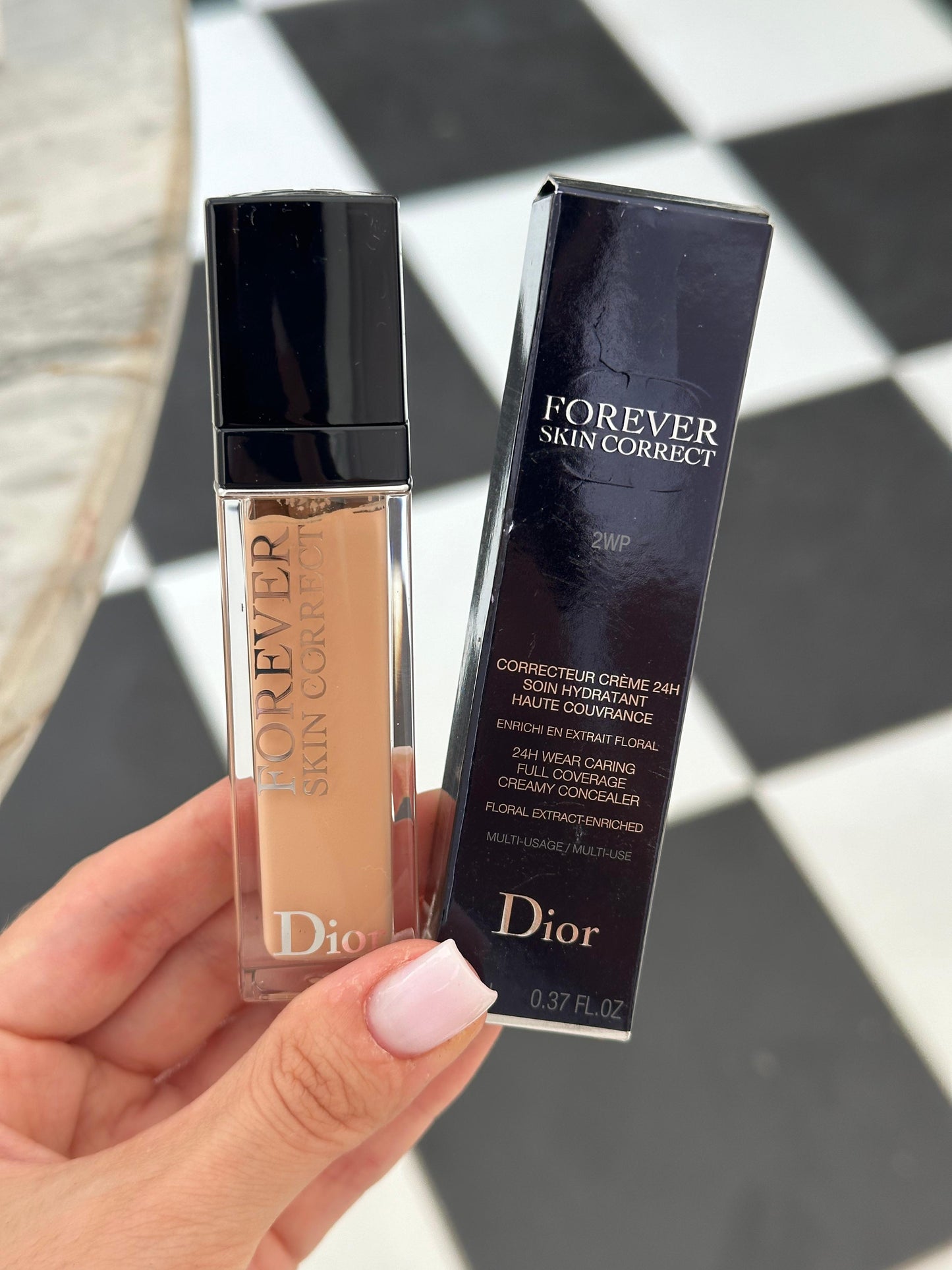 DIOR Forever Skin Correct
Full-Coverage Creamy Concealer - 24h Hydration and Wear