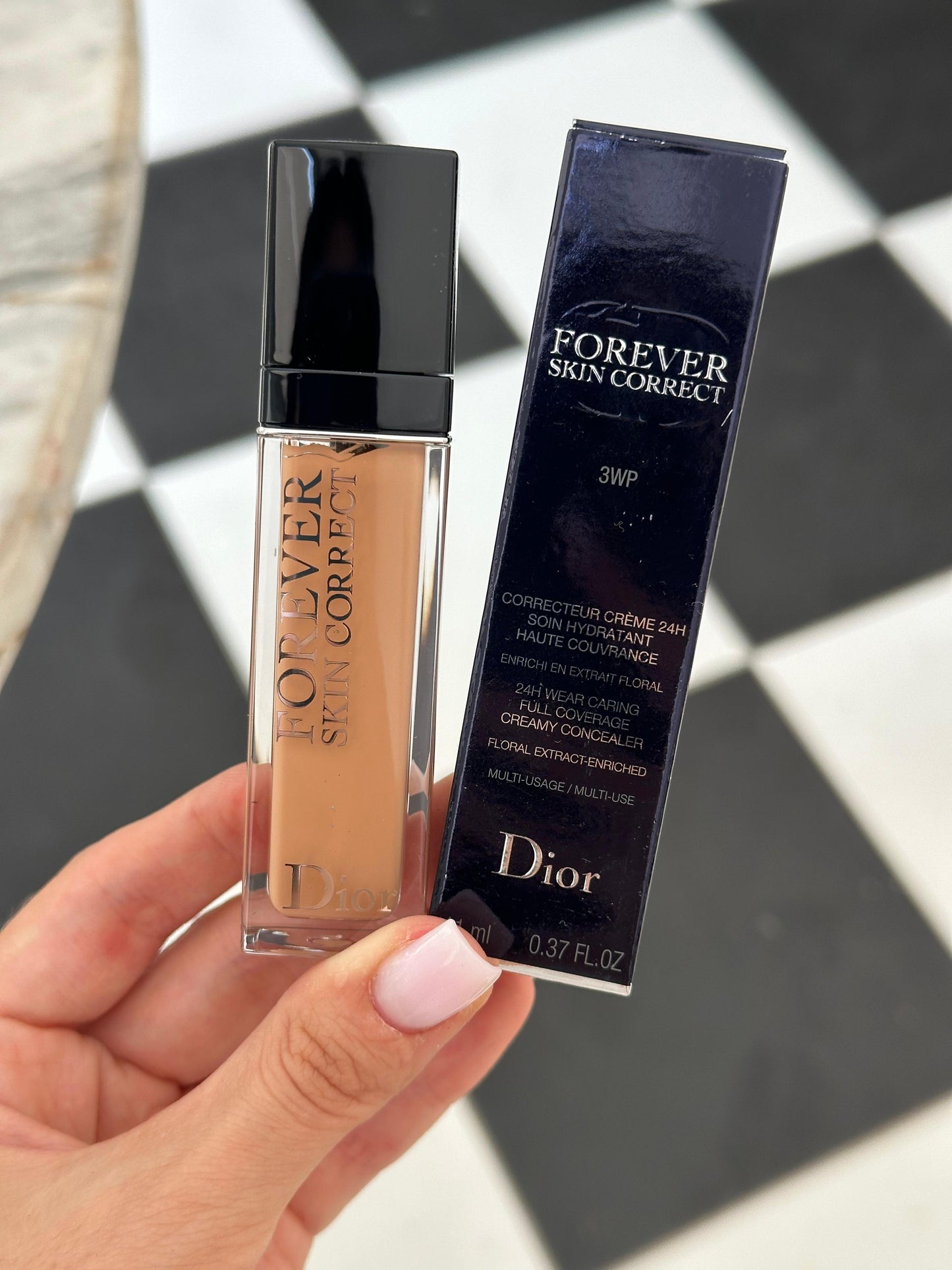 DIOR Forever Skin Correct
Full-Coverage Creamy Concealer - 24h Hydration and Wear